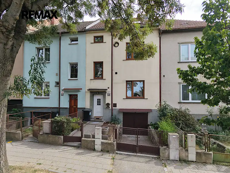 Prodej rodinného domu 182 m², pozemek 223 m², Brno – náhled fotky 1