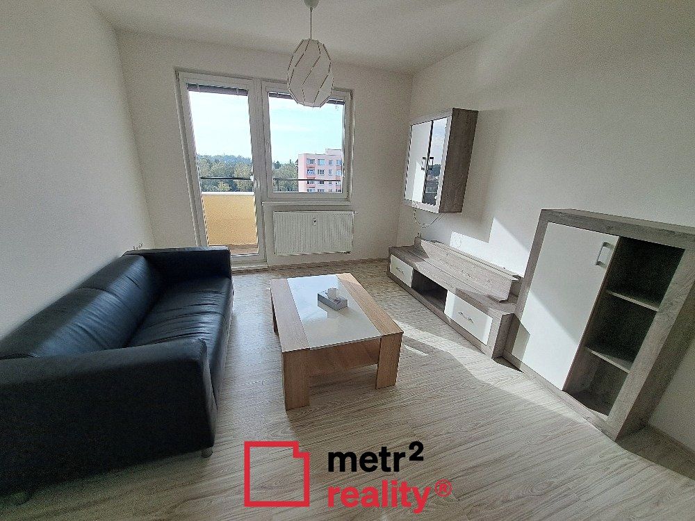 Pronájem bytu 2+kk 33 m² – fotografie 3