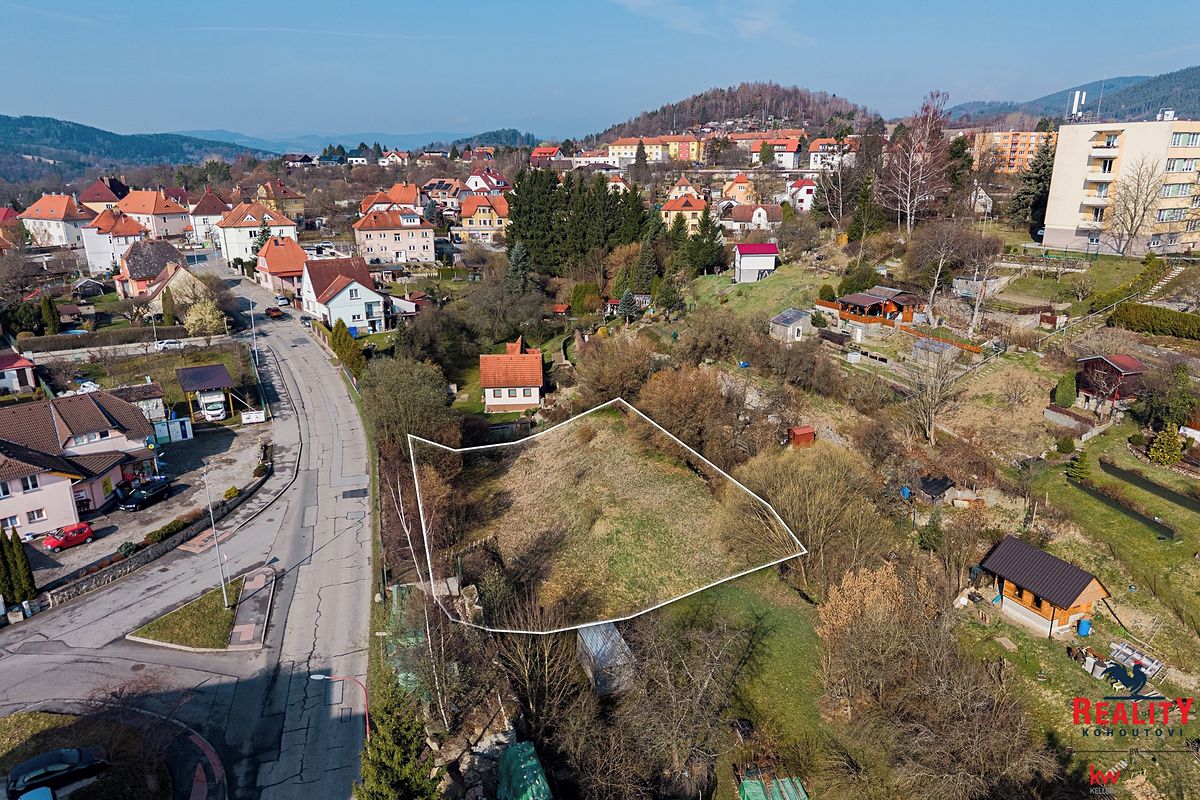 Prodej stavebního pozemku 1344 m²