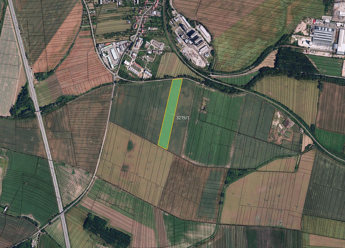 Prodej pole 28894 m²