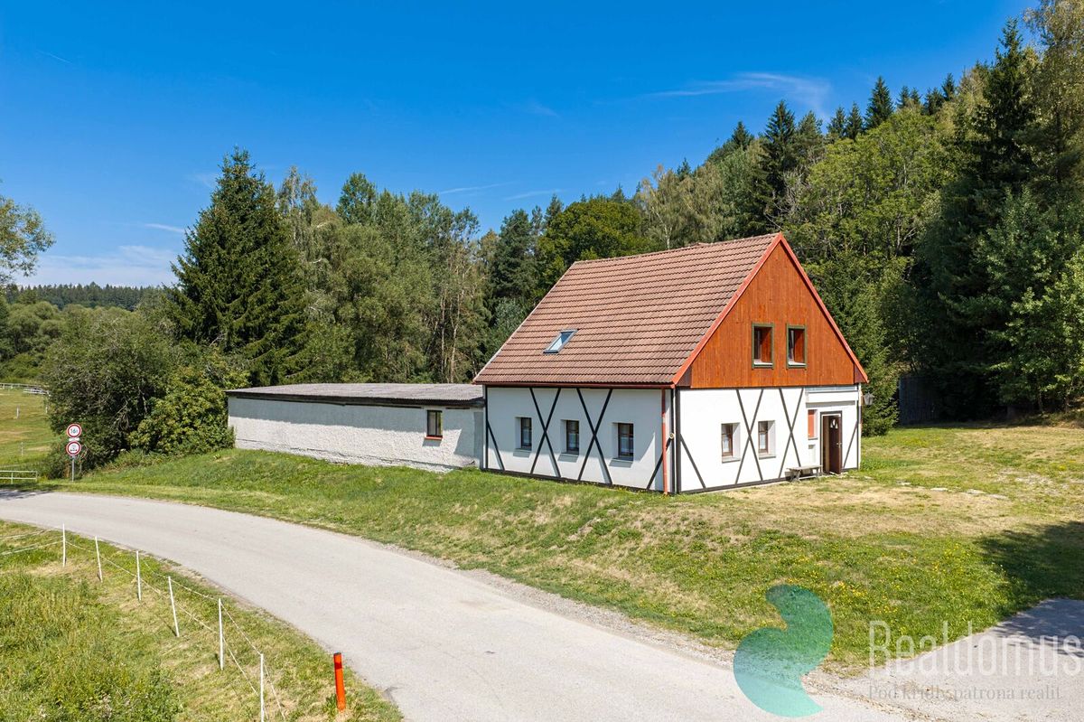 Prodej chalupy 130 m², pozemek 206 m²