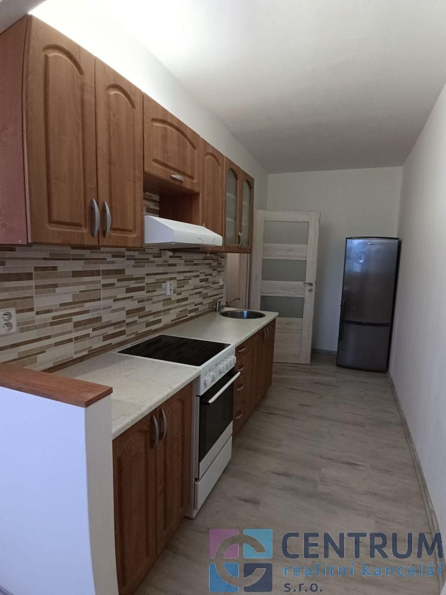 Pronájem bytu 1+kk 28 m² – fotografie 2