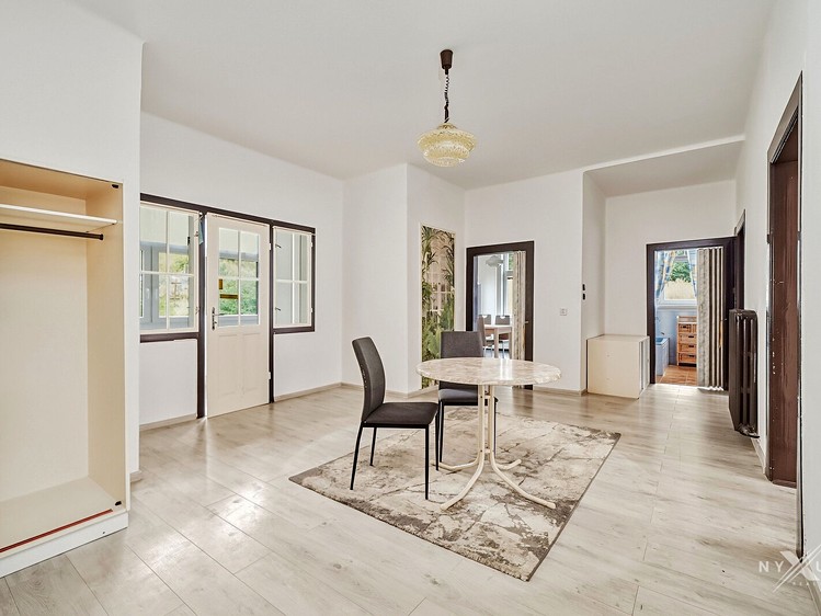 Комерційне приміщення на продаж, 932 м² (23 з 41)