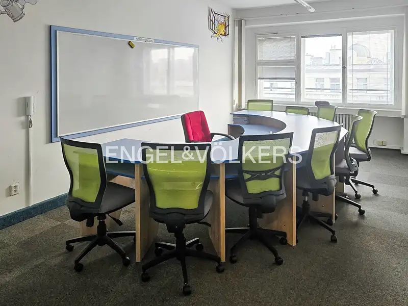 Pronájem kanceláře 55 m², Praha – náhled fotky 2