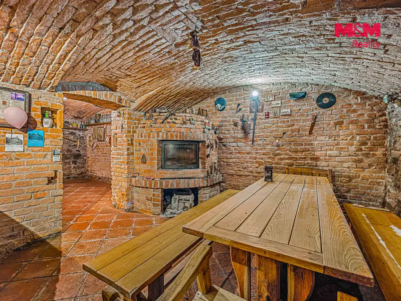 Prodej rodinného domu 420 m², pozemek 2167 m², Čáslav – náhled fotky 2