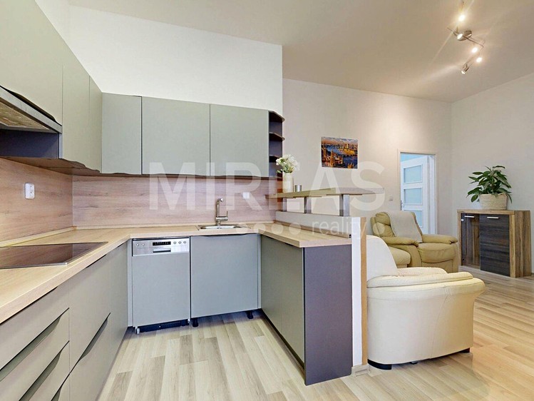 Prodej bytu 3+kk, 68 m² (6 z 21)