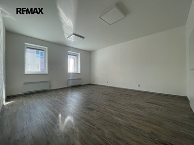 Pronájem bytu 2+kk 56 m²