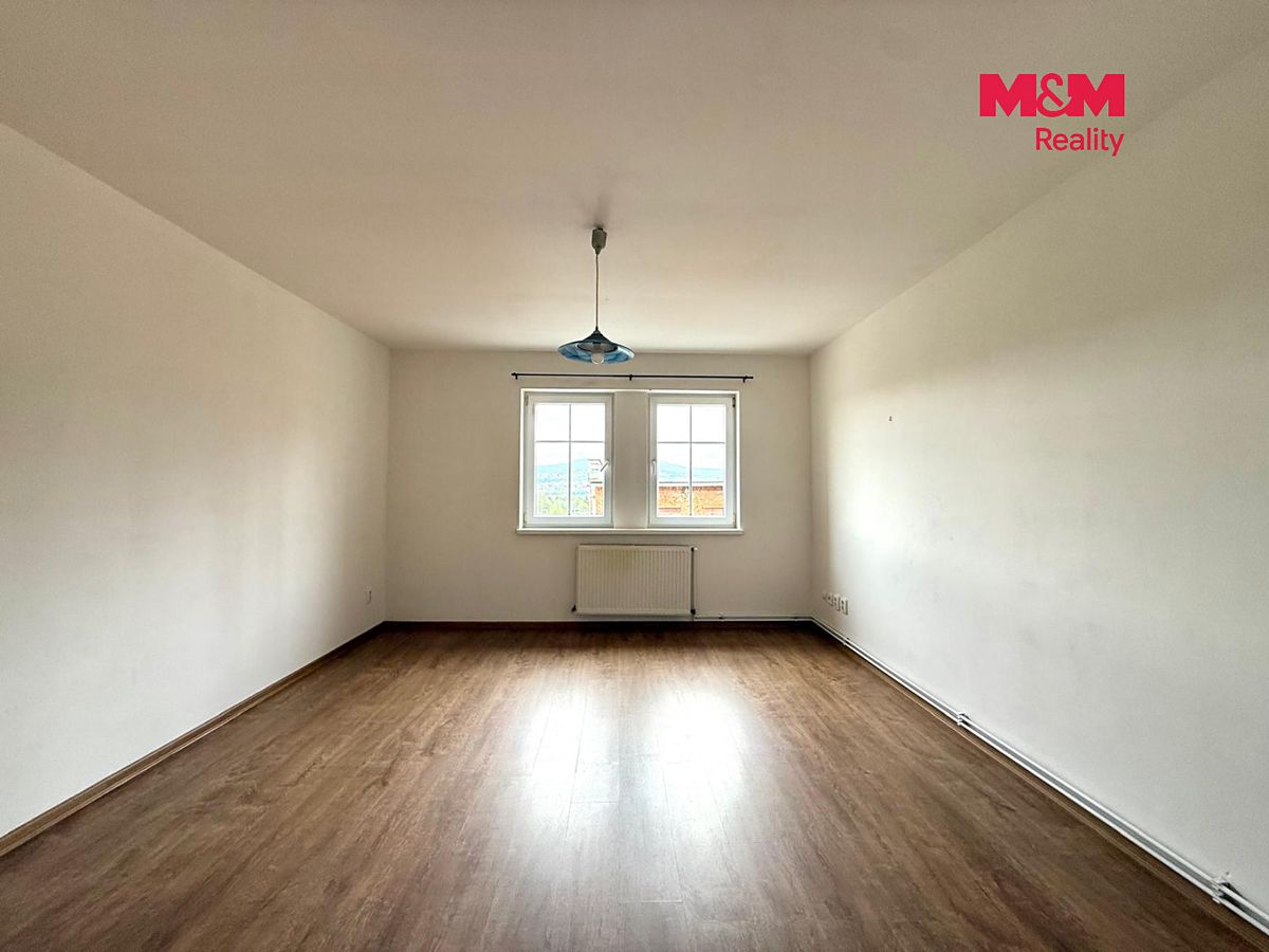 Pronájem bytu 1+1 38 m² – fotografie 4