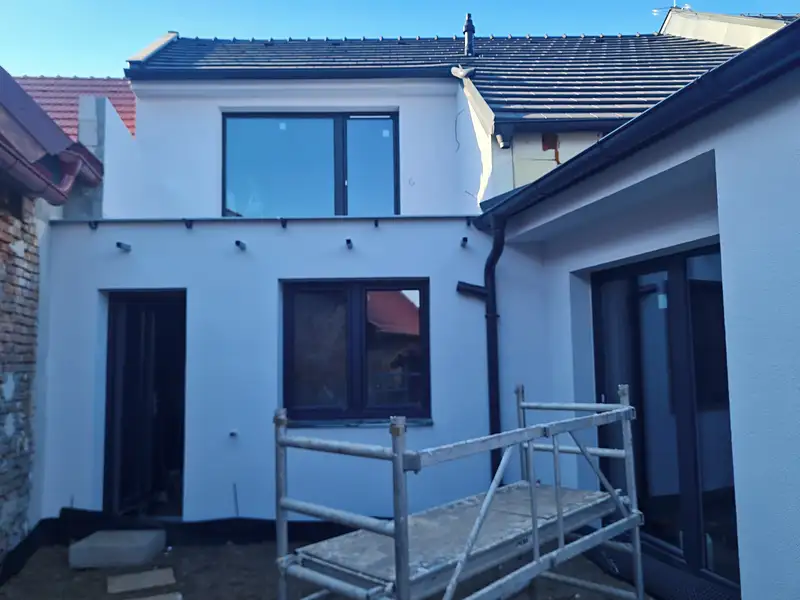 Prodej rodinného domu 218 m², pozemek 513 m², Pouzdřany – náhled fotky 3