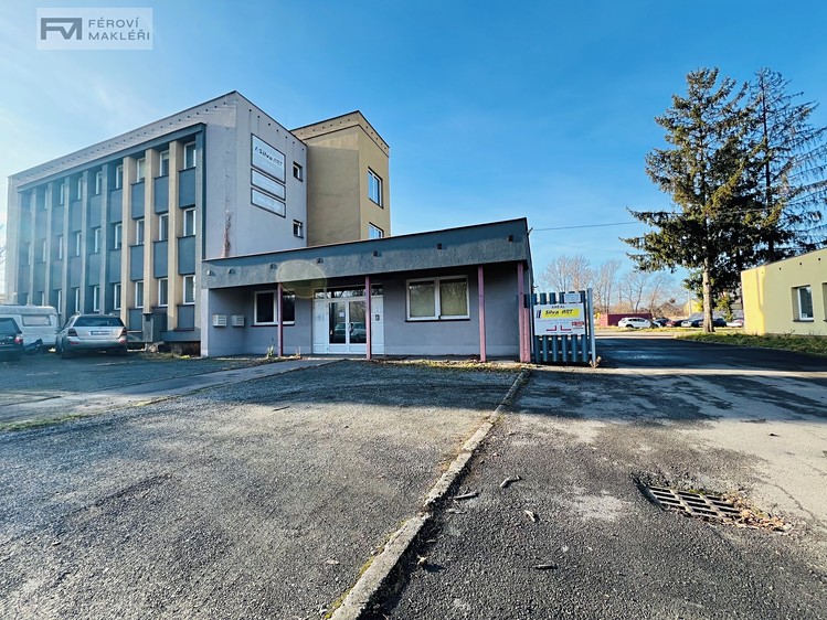 Комерційне приміщення в оренду, 1 053 м² (17 з 20)