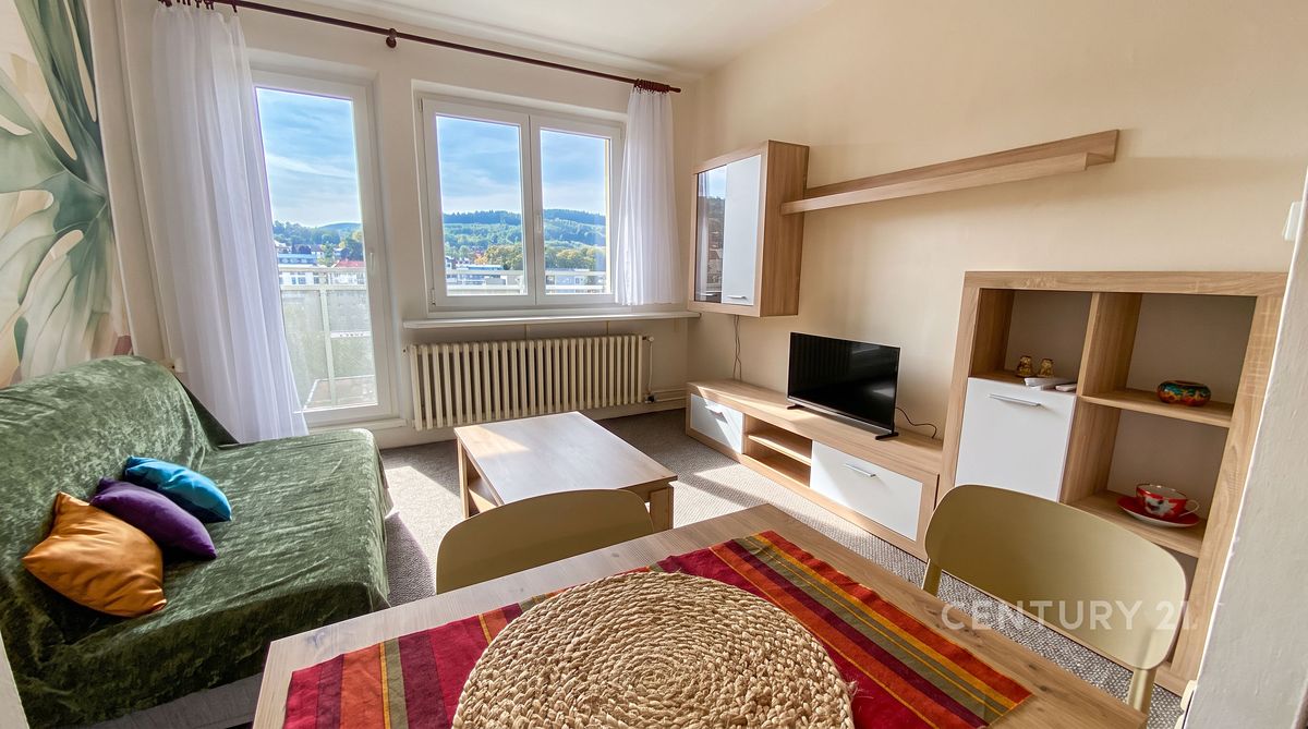 Pronájem bytu 1+kk 28 m²