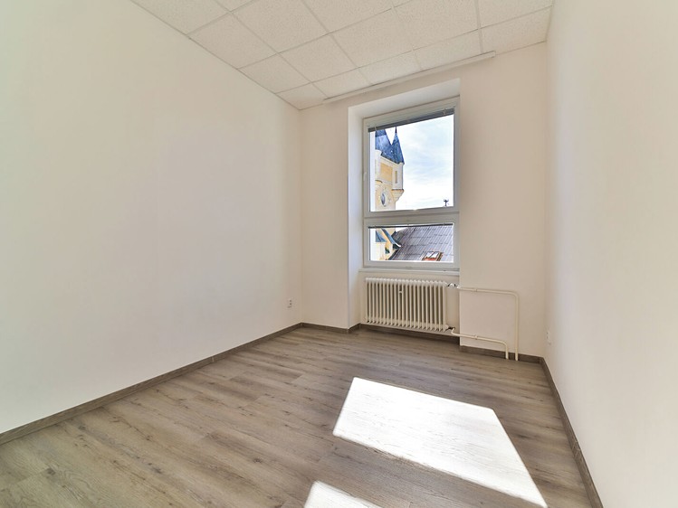 Квартира 3+1 в оренду, 56 м² (6 з 30)