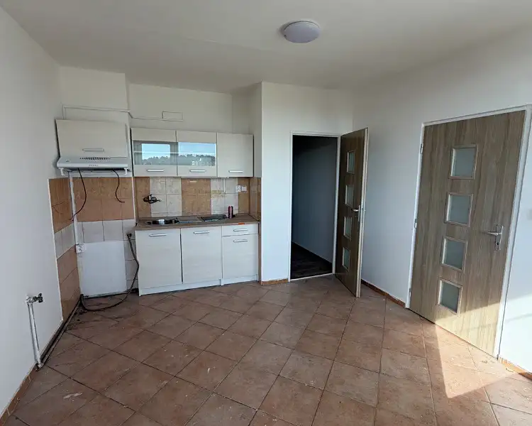 Pronájem bytu 1+1 51 m², Bílina – náhled fotky 2