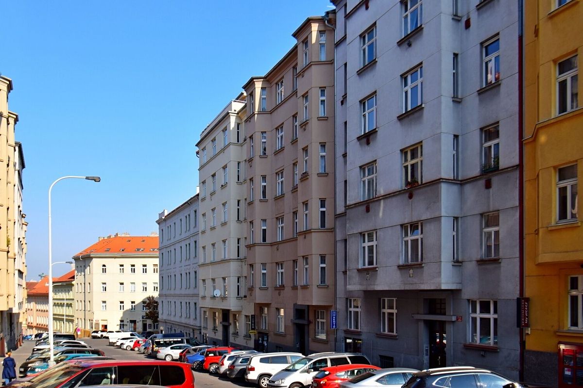 Pronájem bytu 2+kk 45 m², Praha – fotka 1 z 3