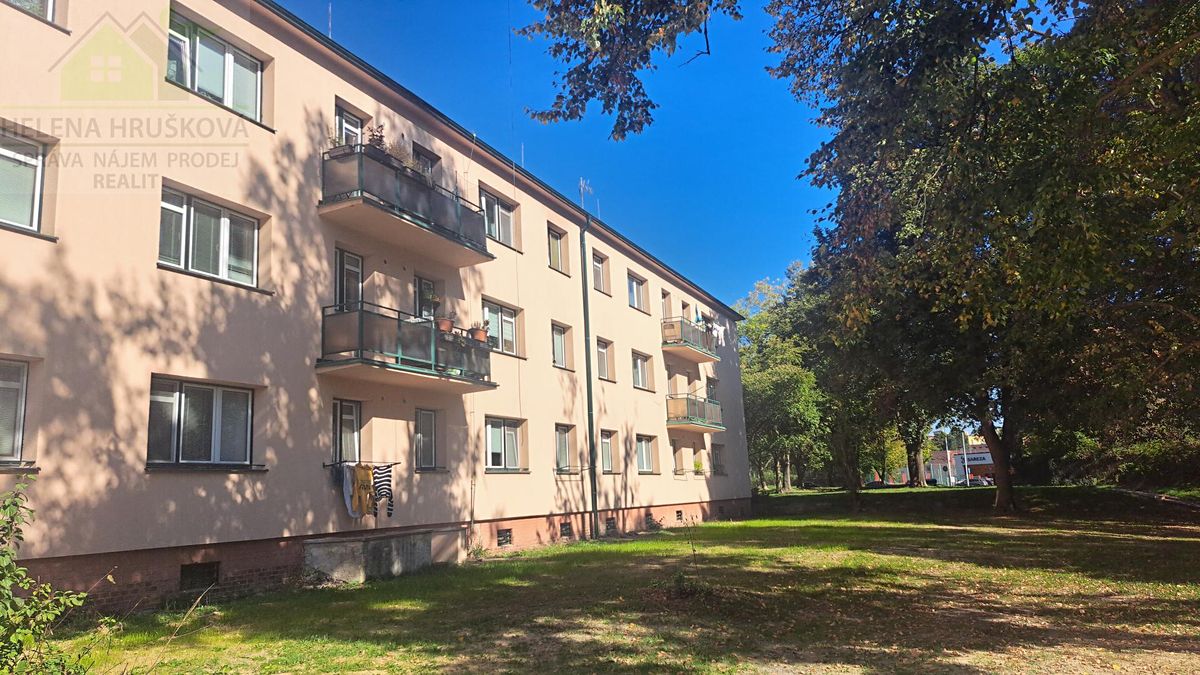 Pronájem bytu 3+1 77 m² – fotografie 2