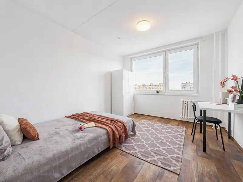 Pronájem bytu pokoje 14 m², Praha – náhled fotky 3