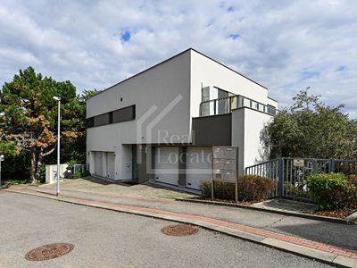 Prodej bytu 4+kk 111 m²