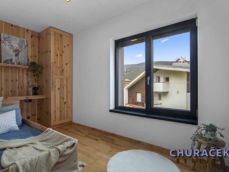 Prodej komerčního prostoru, 303 m² (35 z 79)
