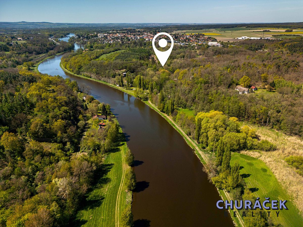 Pronájem pozemku 653 m² – fotografie 4
