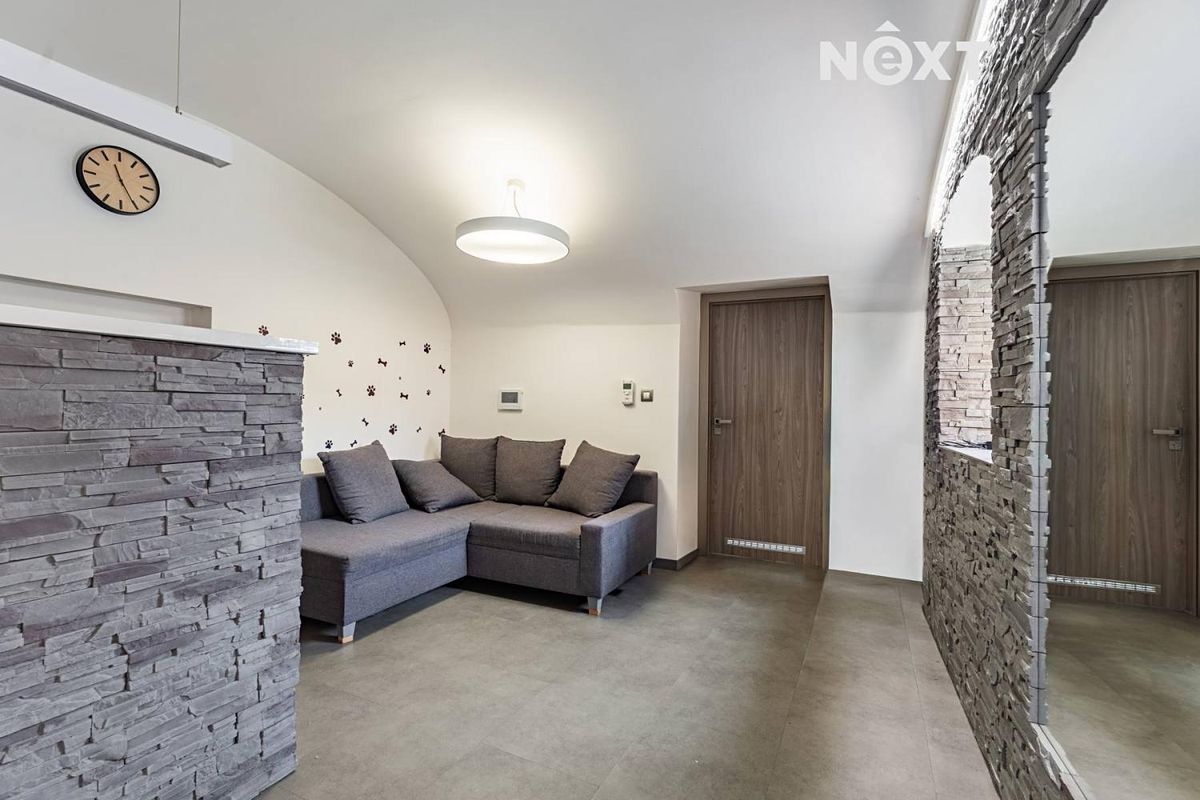 Pronájem komerční nemovitosti 23 m² – fotografie 3
