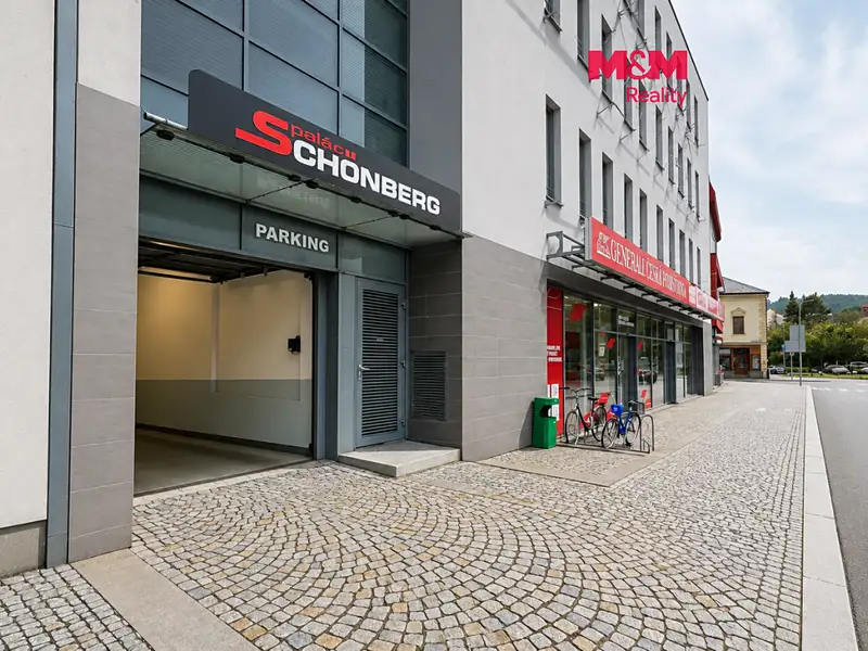 Pronájem garážového stání 13 m², Šumperk – náhled fotky 1
