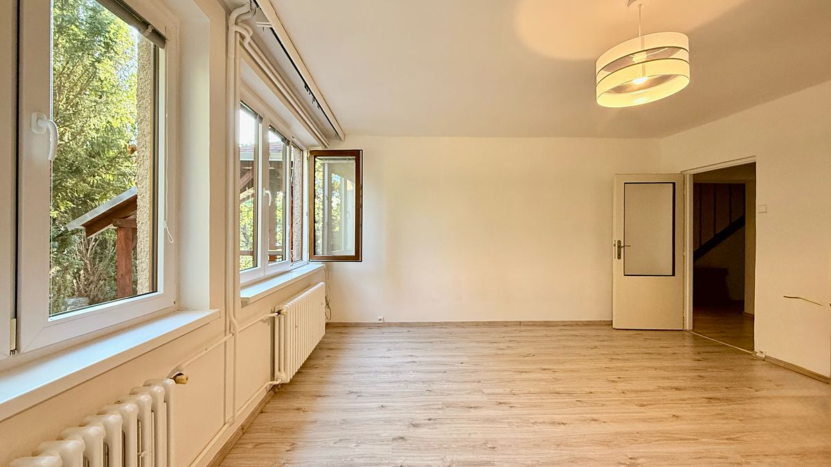 Pronájem bytu 3+1 90 m² – fotografie 2