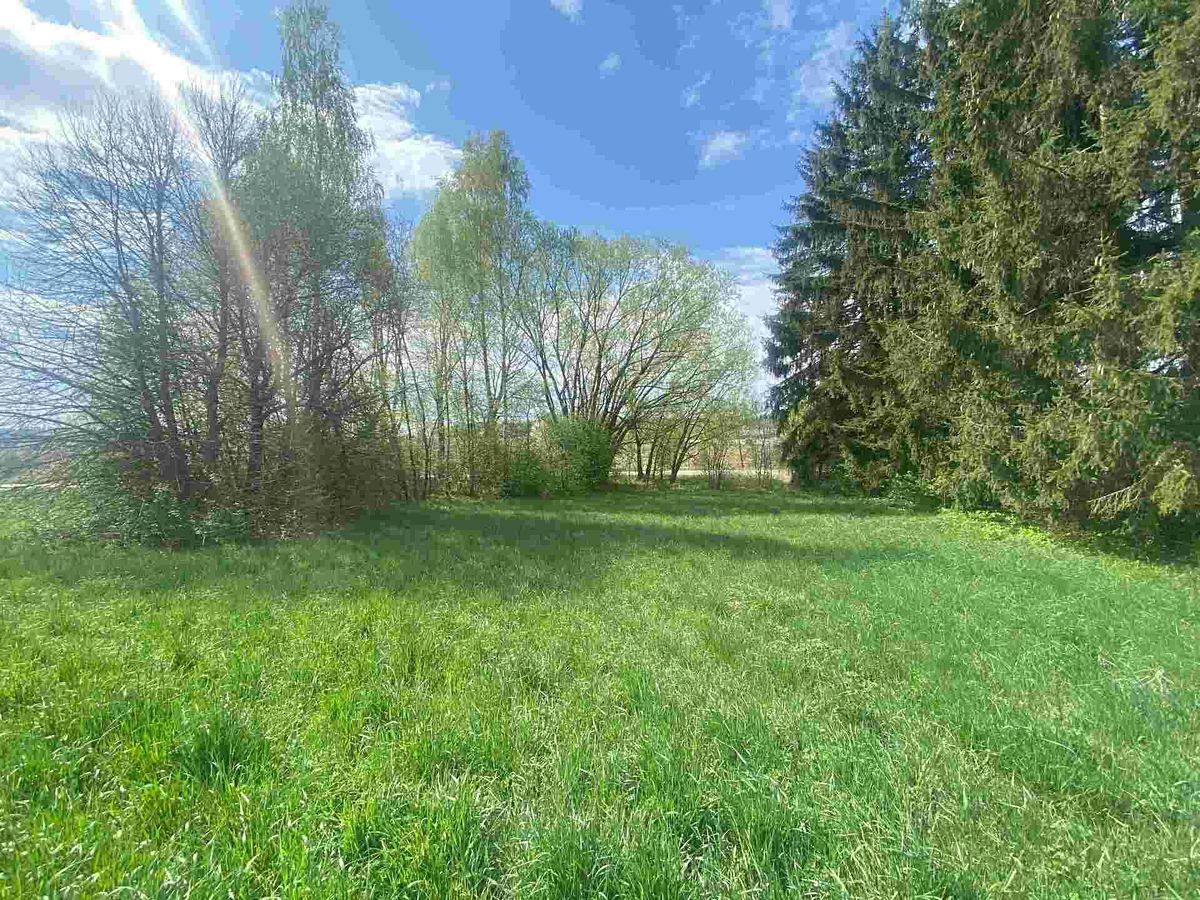 Prodej stavebního pozemku 1275 m² – fotografie 2