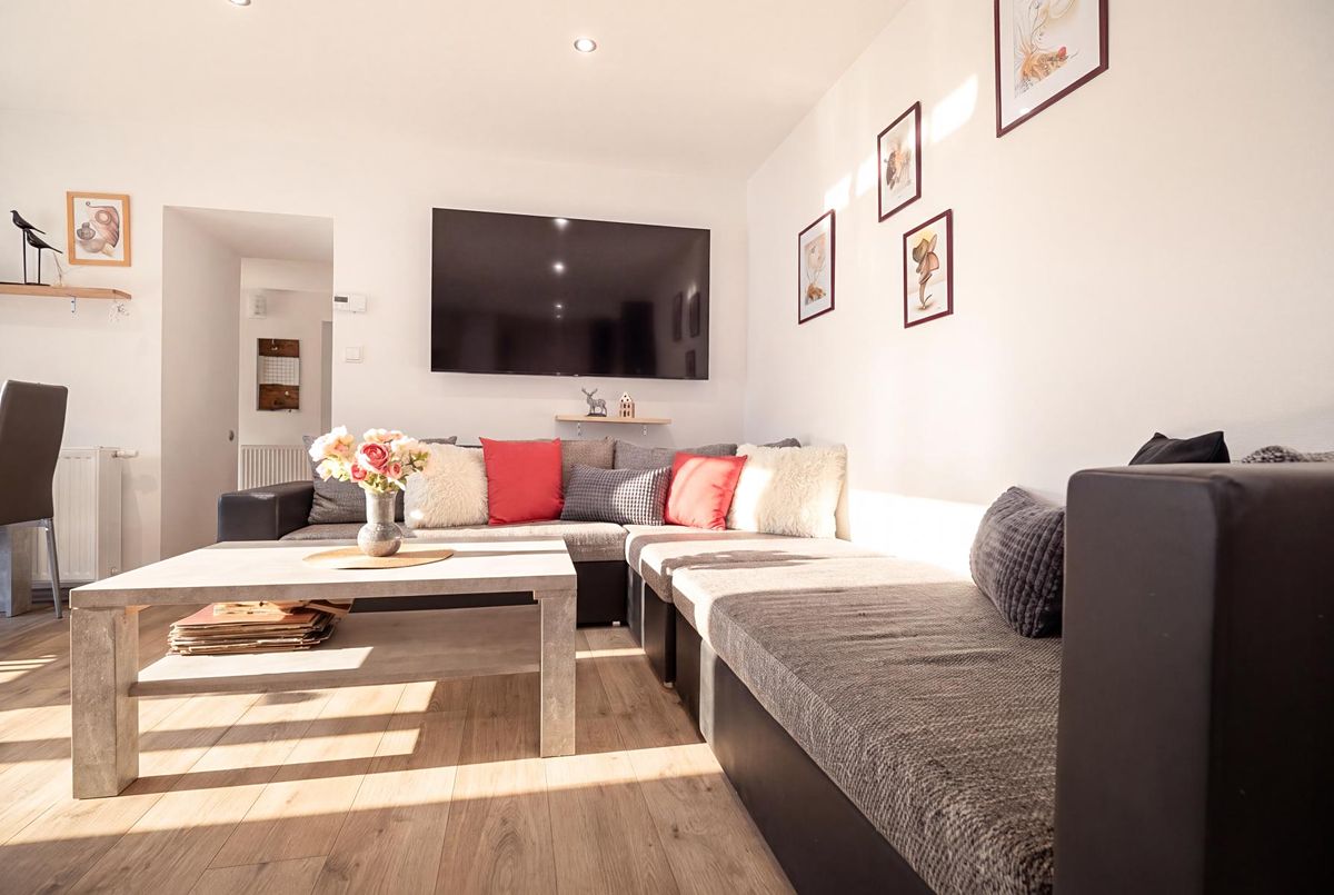 Prodej rodinného domu 100 m², pozemek 566 m² – fotografie 3