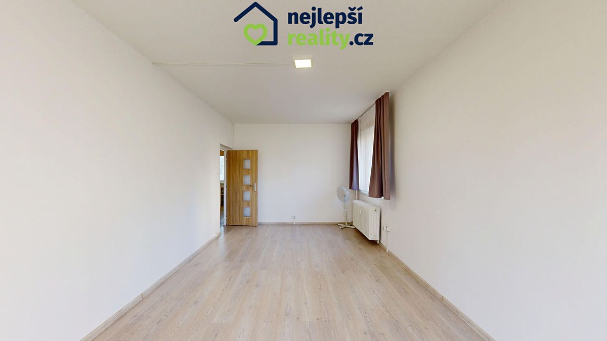 Pronájem bytu 2+1 57 m² – fotografie 3
