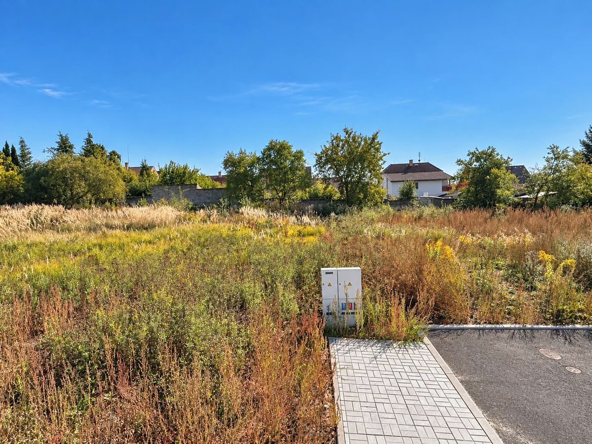 Prodej stavebního pozemku 1072 m² – fotografie 2