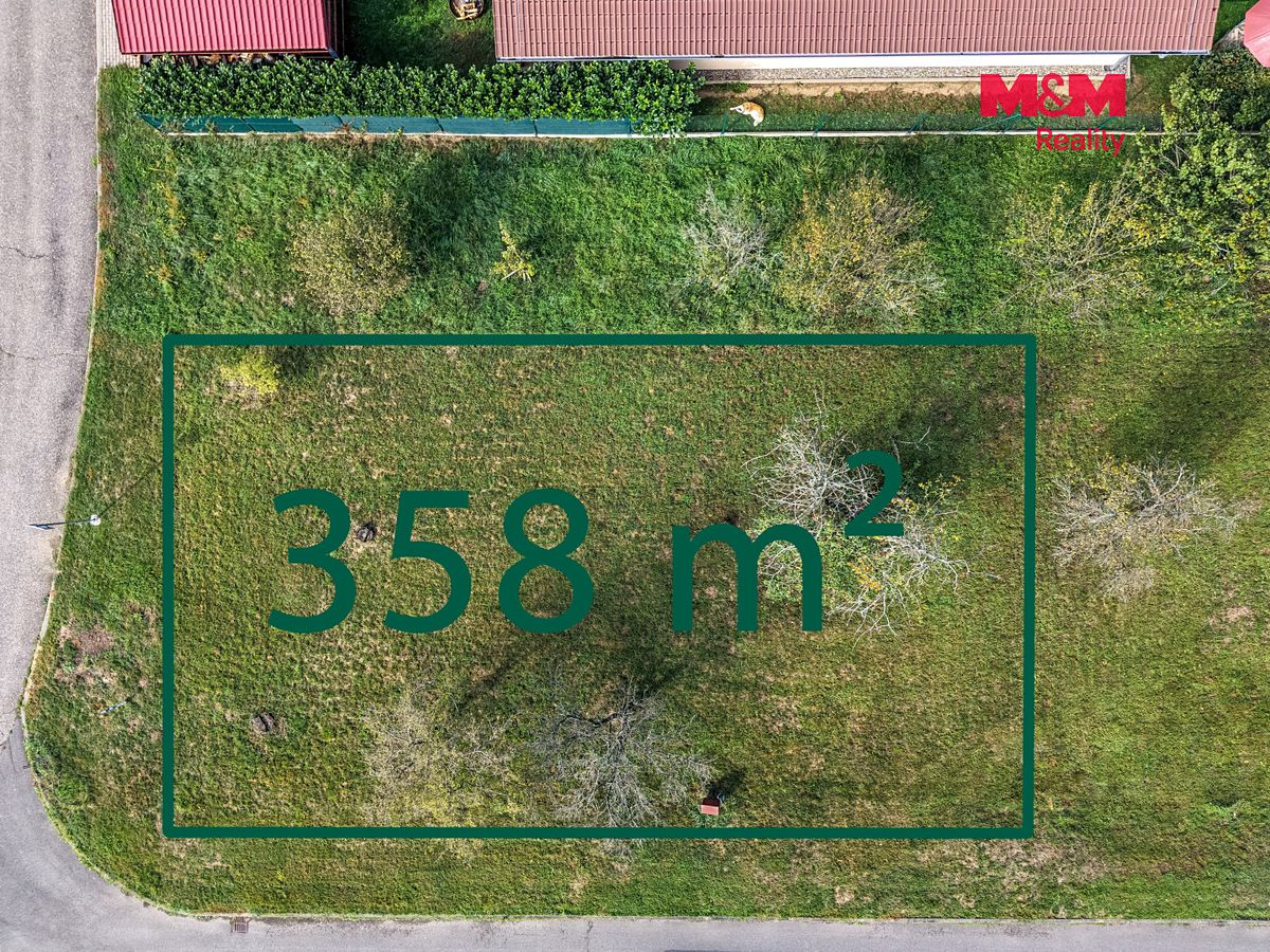 Prodej stavebního pozemku 358 m² – fotografie 3
