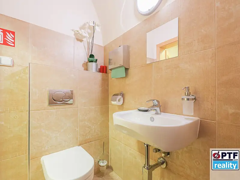 Pronájem obchodního prostoru 25 m², Plzeň – náhled fotky 3