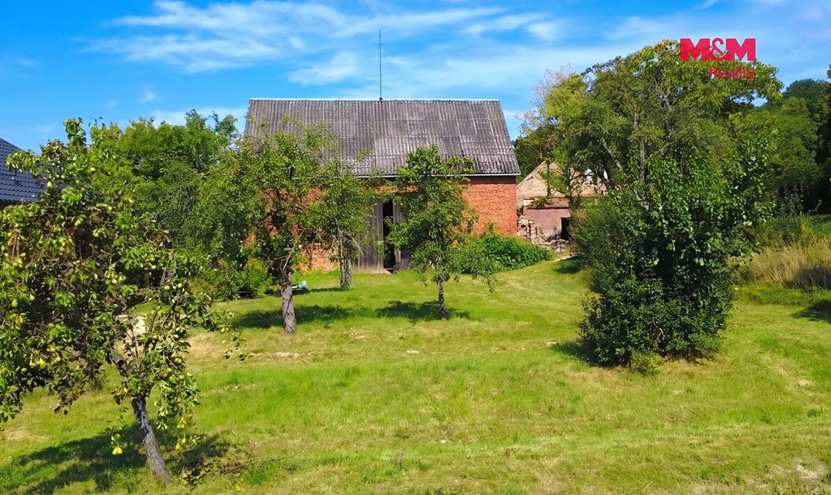 Prodej stavebního pozemku 1428 m² – fotografie 3