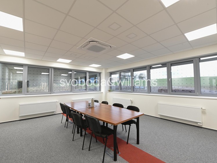 Комерційне приміщення в оренду, 5 455 м² (8 з 30)