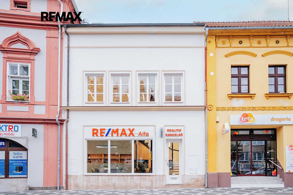 Pronájem kanceláře 100 m² – fotografie 4