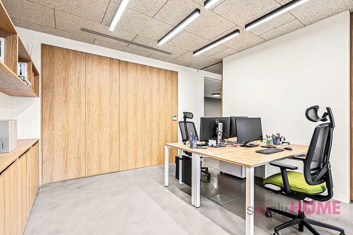 Prodej kanceláře 147 m² – fotografie 3