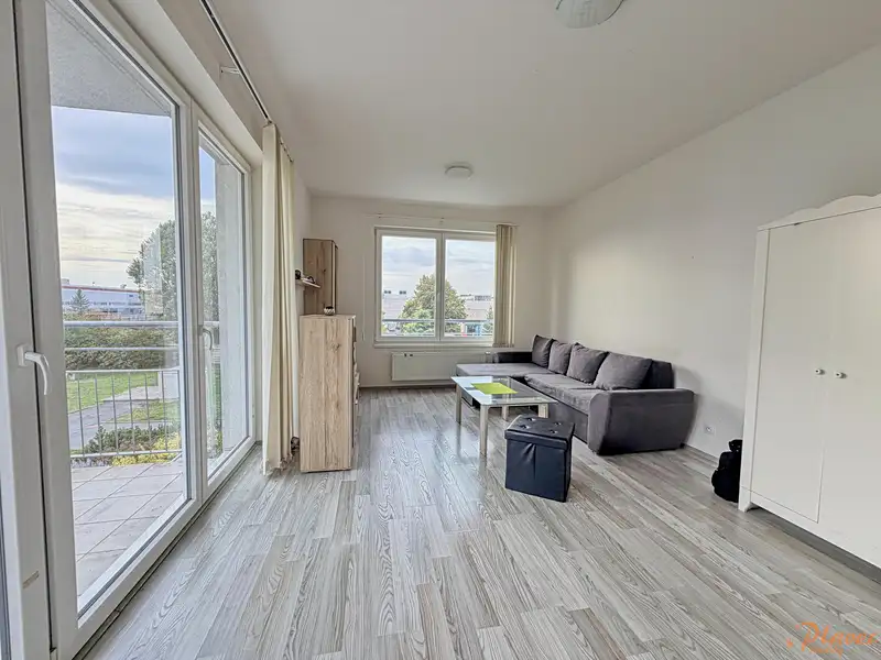 Prodej bytu 1+kk 39 m², Praha – náhled fotky 2