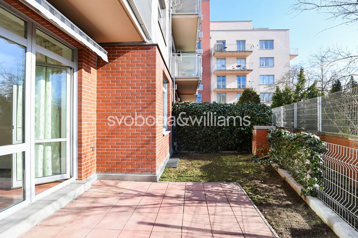 Pronájem bytu 2+kk 65 m²