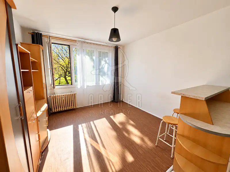 Prodej bytu 1+kk 23 m², Praha – náhled fotky 1