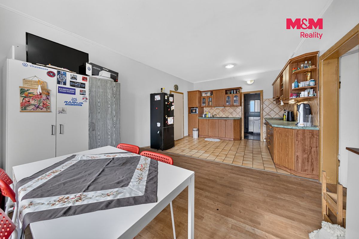 Prodej rodinného domu 340 m², pozemek 431 m² – fotografie 5