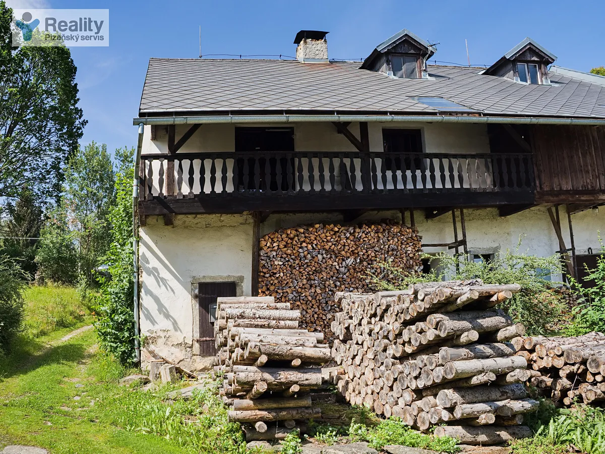 Prodej rodinného domu 140 m², pozemek 601 m²