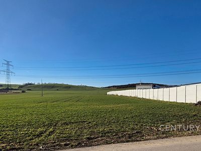 Prodej komerčního pozemku 1192 m²