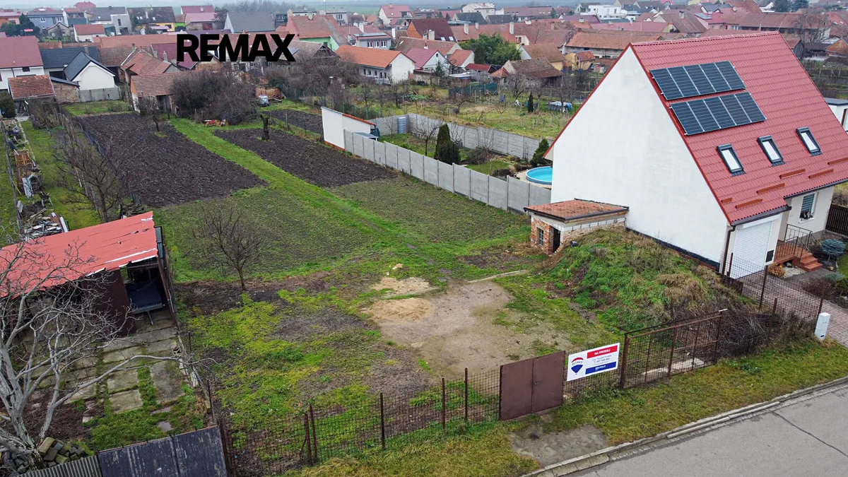 Prodej stavebního pozemku 591 m²