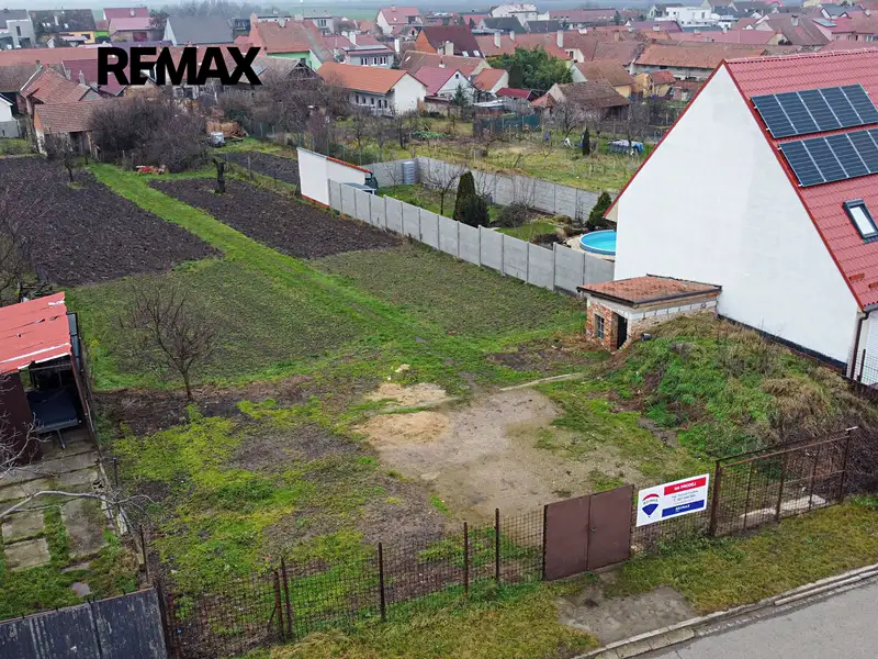 Prodej stavebního pozemku 591 m², Moravská Nová Ves – náhled fotky 1