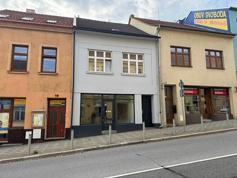 Pronájem obchodního prostoru 82 m², Moravské Budějovice – náhled fotky 1