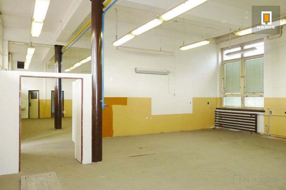 Pronájem skladového prostoru 210 m² – fotografie 3