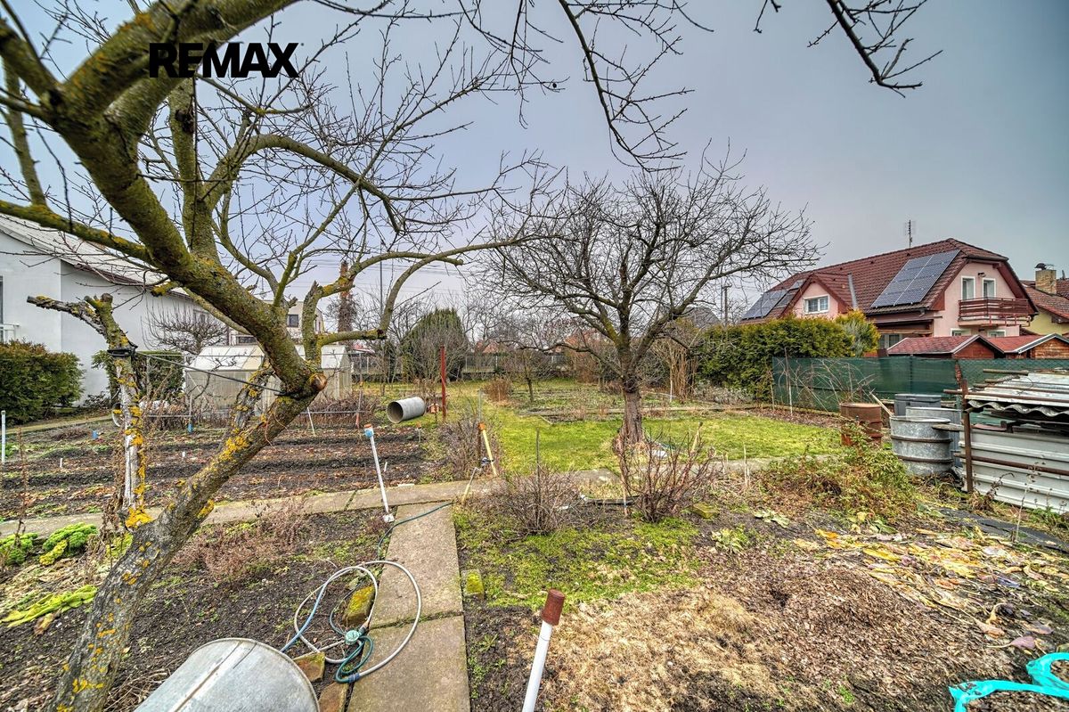 Prodej stavebního pozemku 533 m² – fotografie 5