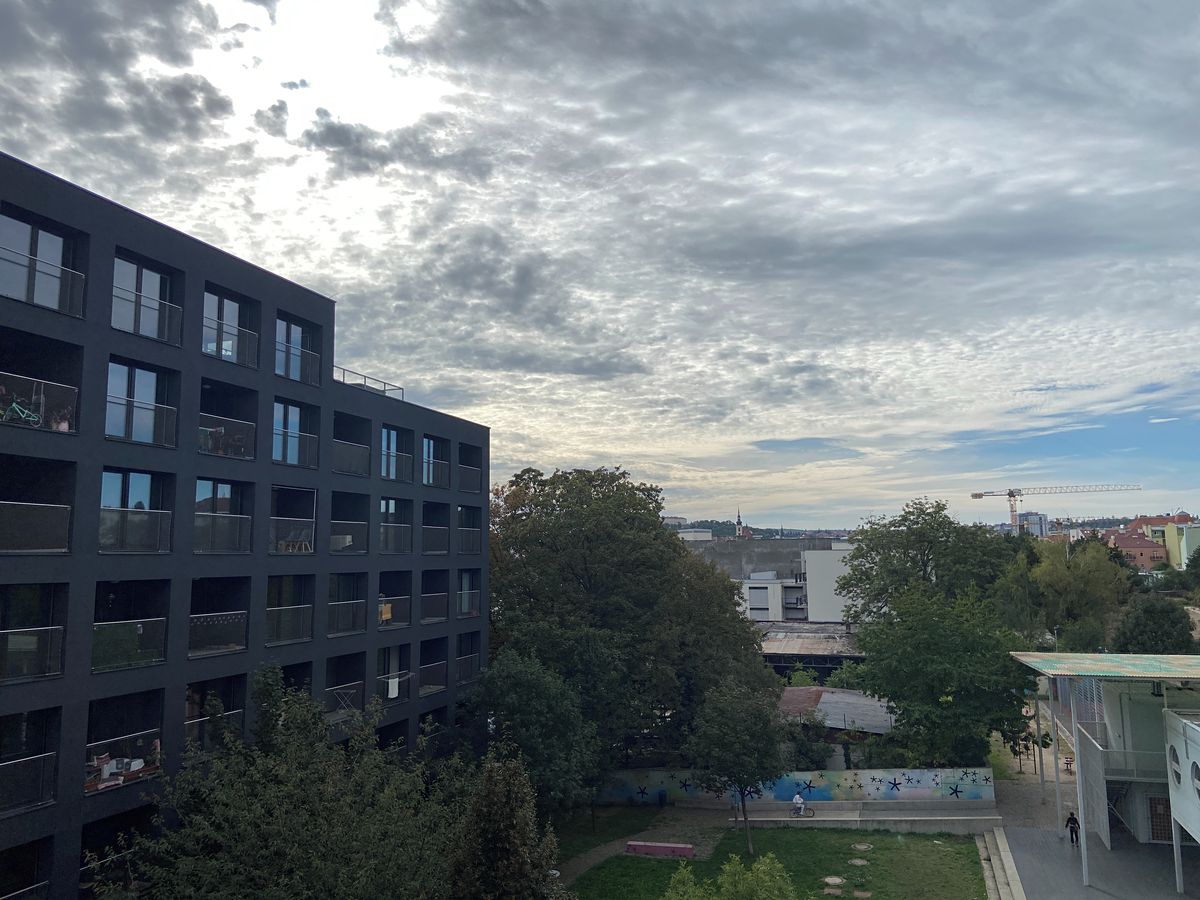Pronájem bytu 1+kk 34 m² – fotografie 3