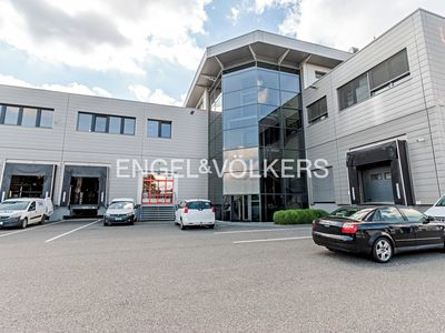 Pronájem obchodního prostoru 200 m²