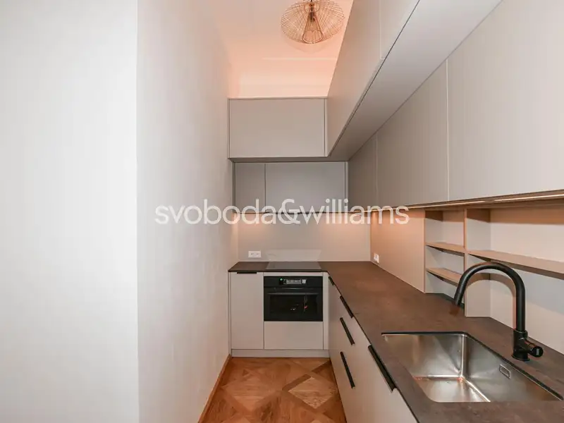 Pronájem bytu 2+kk 55 m², Praha – náhled fotky 3